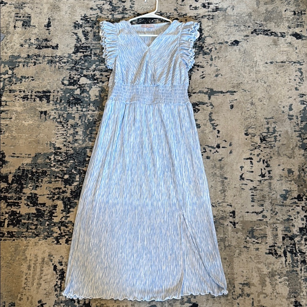 Chelsea28 Blue Flutter Sleeve Maxi Dress